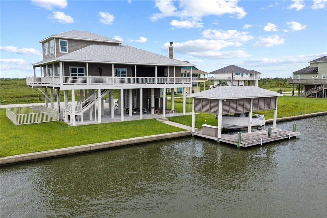 House in Bolivar Peninsula, Texas, United States 2 - 18453787