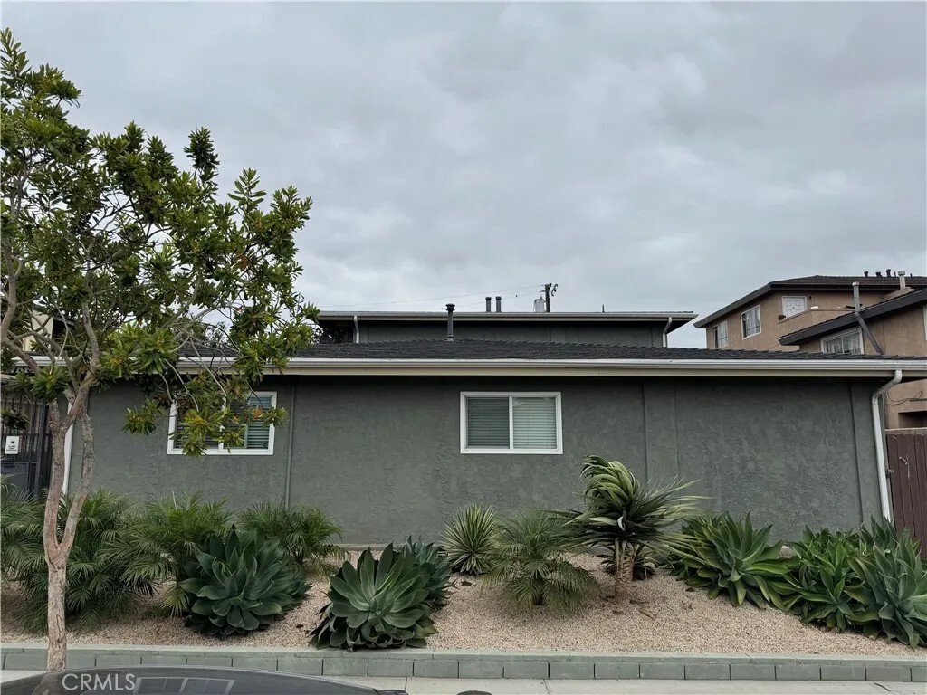 Huntington Beach, California, United States 1 - 18321905