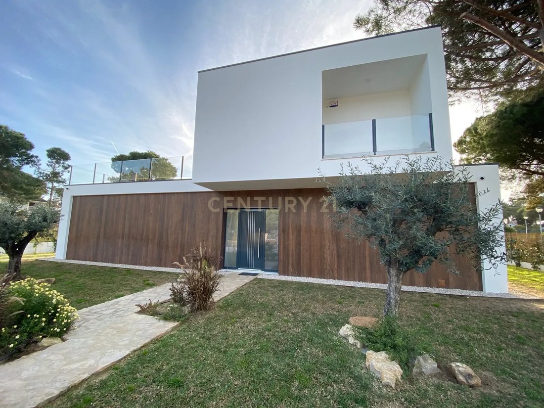 Villa in Lagoa De Albufeira, Setubal, Portugal 5 - 18030491