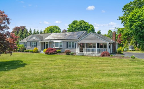 House in Orange, Connecticut, United States 1