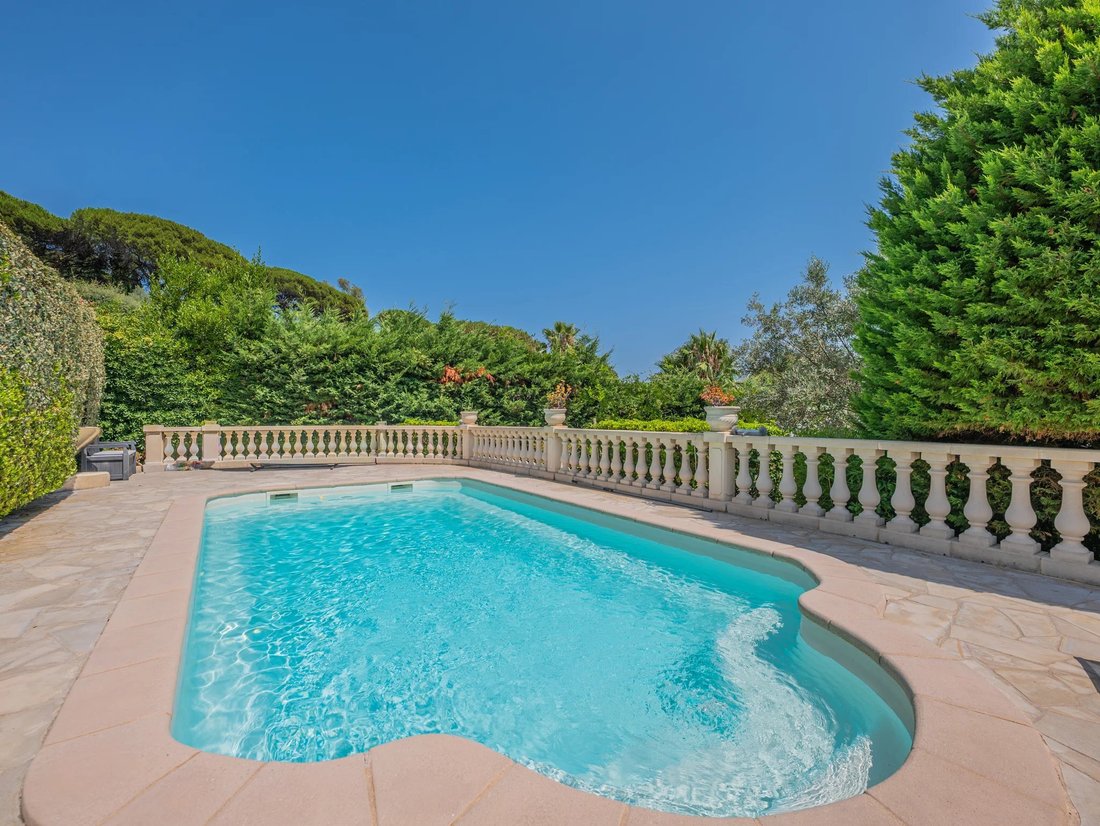 Villa in French Riviera, Provence-Alpes-Côte d'Azur, France 2 - 18454150