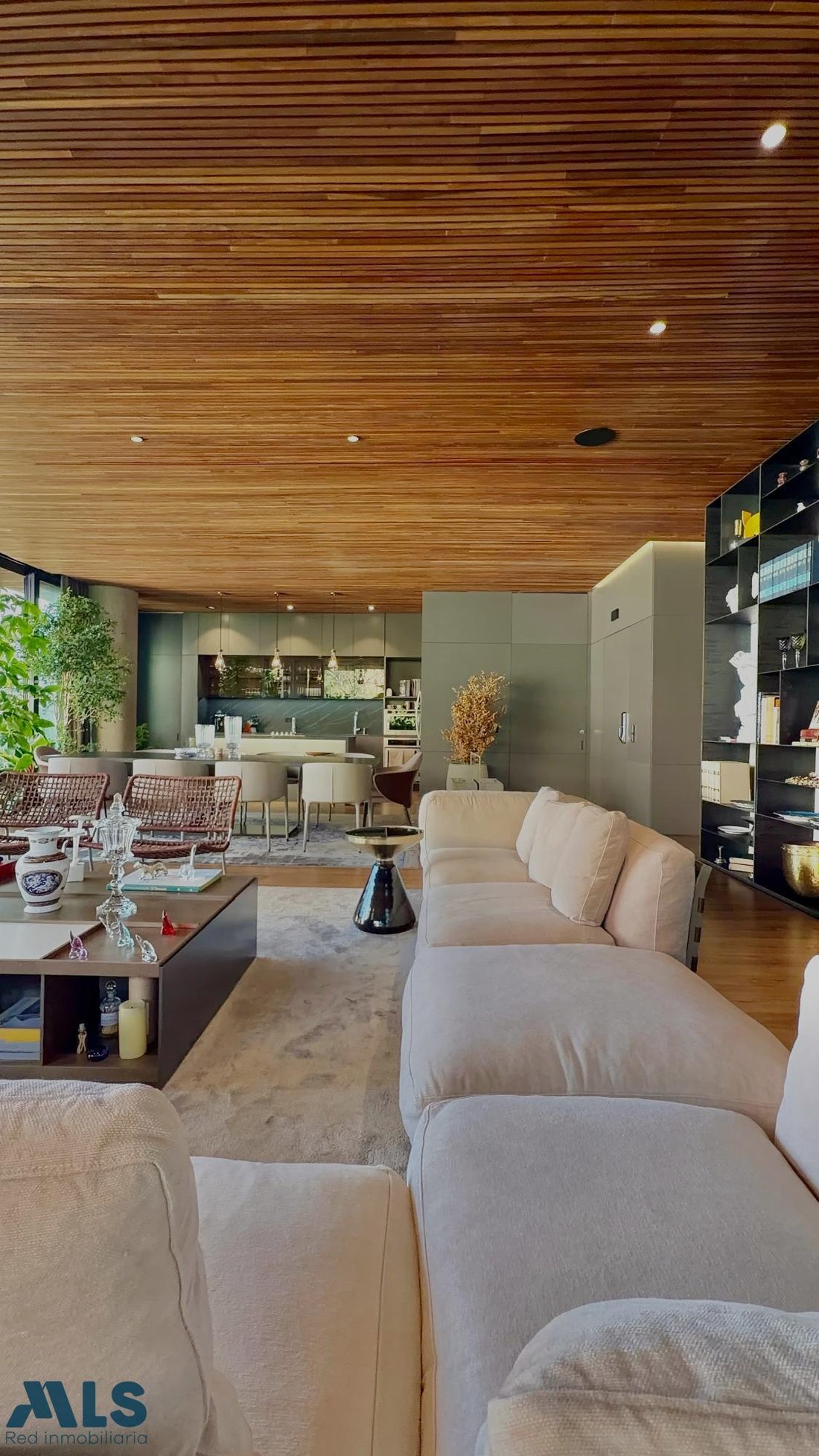 Apartment in Medellín, Antioquia, Colombia 4 - 18453977