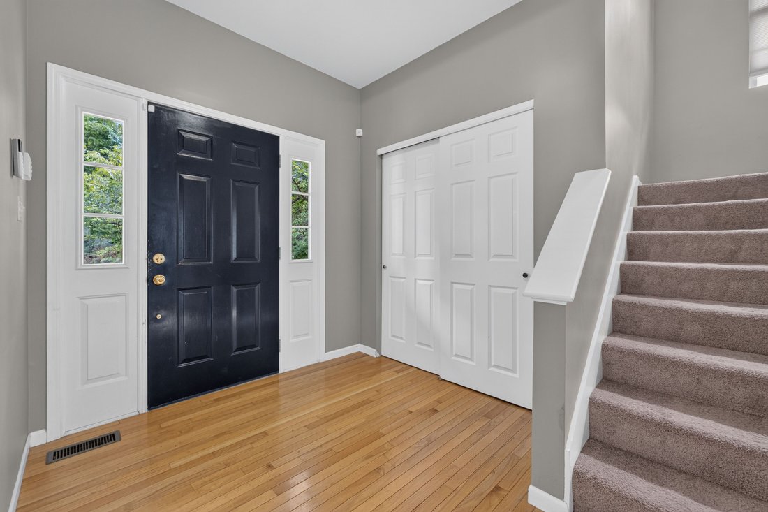 Webster Groves, Missouri, United States 3 - 18454350