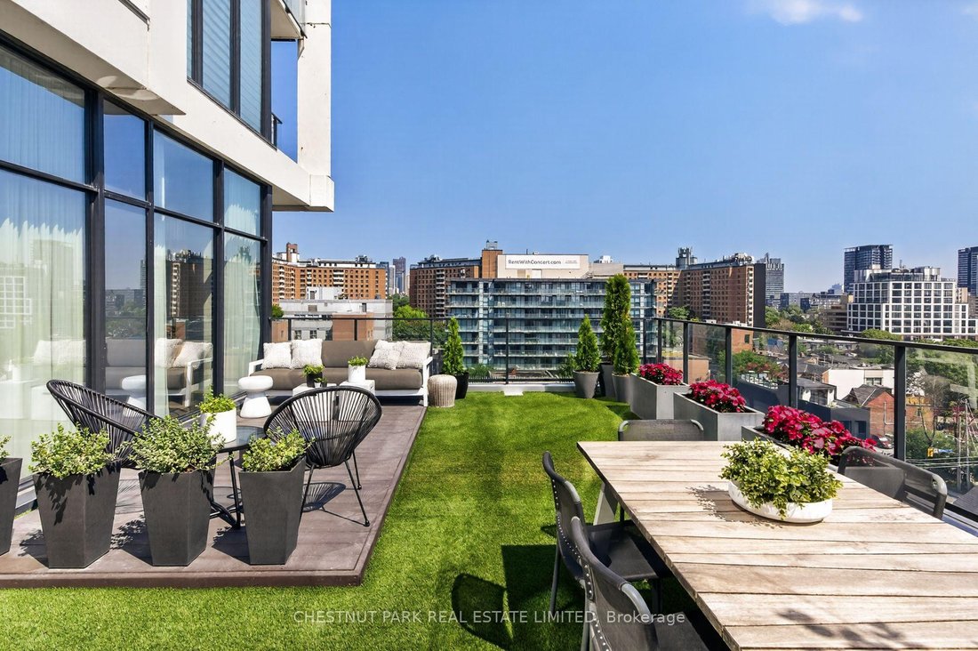Apartment in Toronto, Ontario, Canada 4 - 18454590