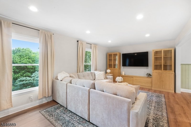 House in Hillsborough Twp., New Jersey, United States 4 - 18453908