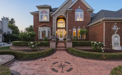 House in Grand Blanc Township, Michigan, United States 1