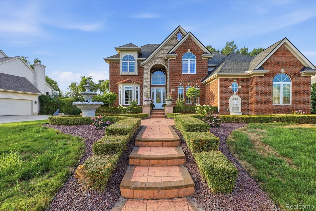 House in Grand Blanc Township, Michigan, United States 1 - 18453929