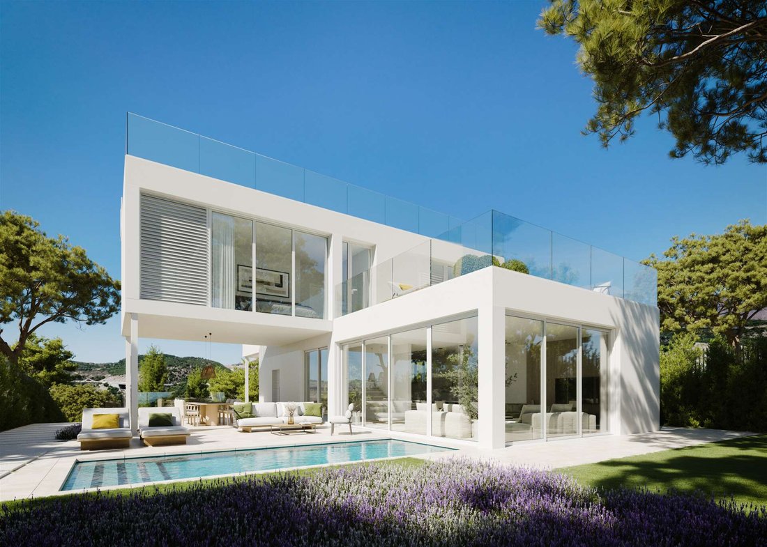 Villa in Estepona, Andalusia, Spain 2 - 18454578