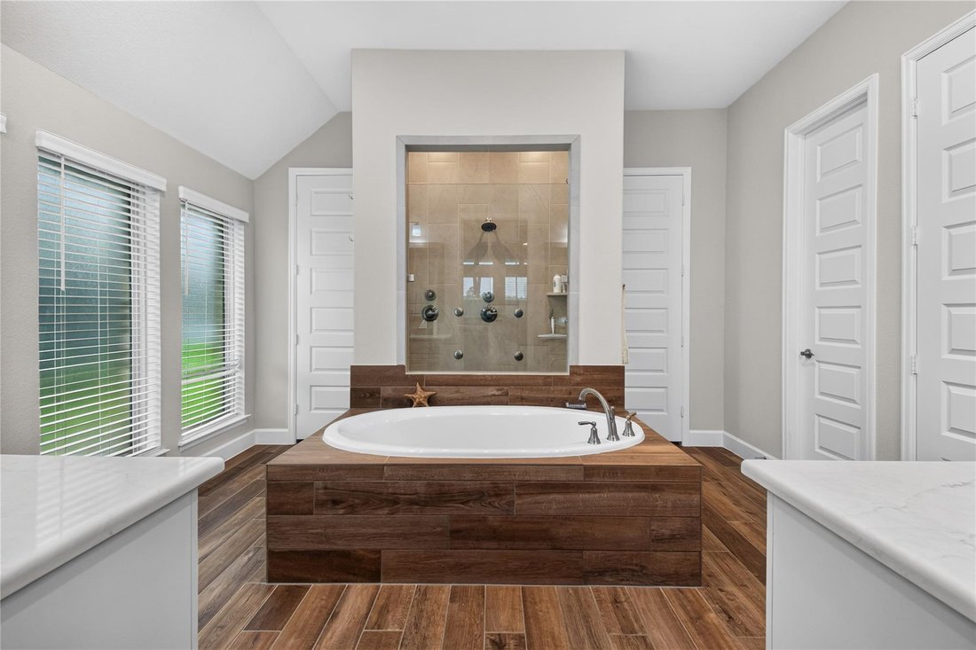 House in Magnolia, Texas, United States 5 - 18453755