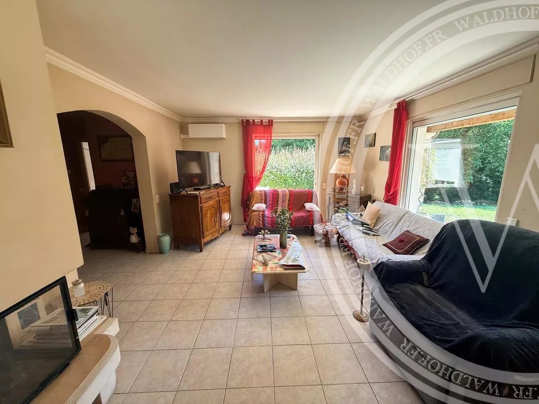 House in Mougins, Provence-Alpes-Côte d'Azur, France 3 - 18454368