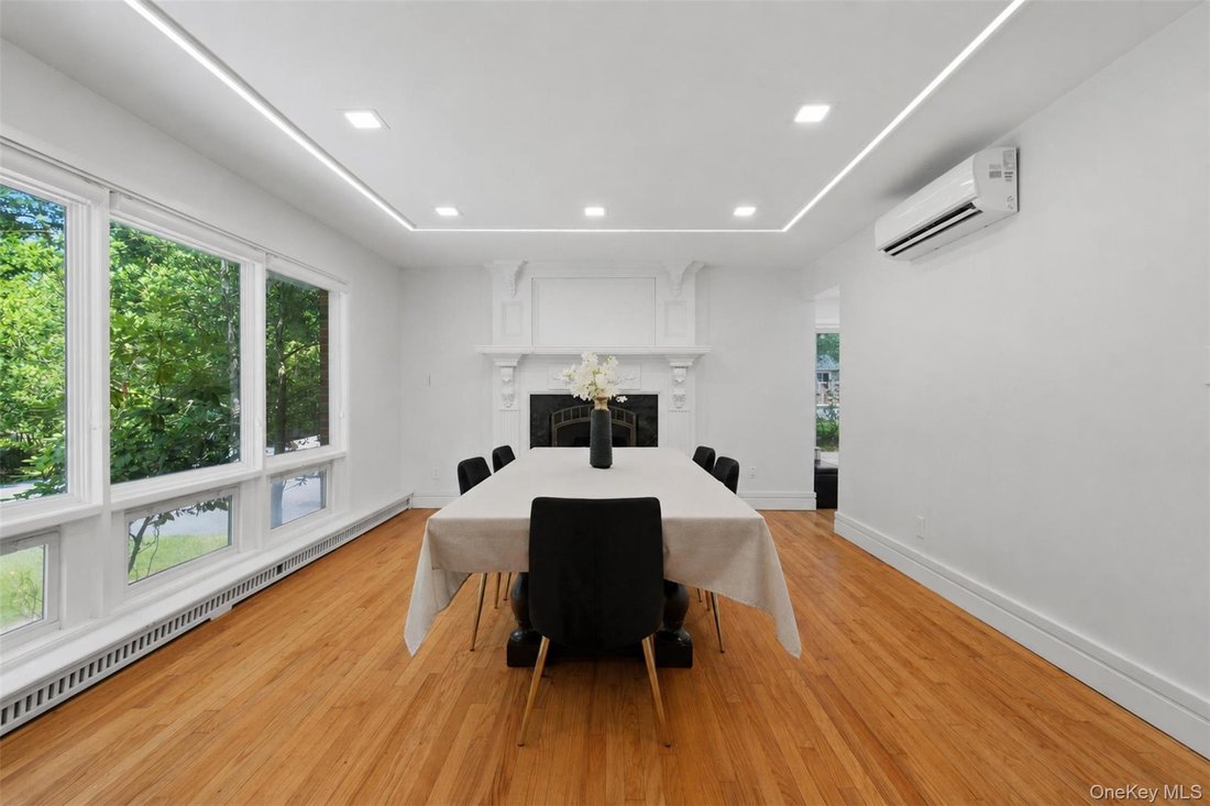 House in Airmont, New York, United States 3 - 18453829