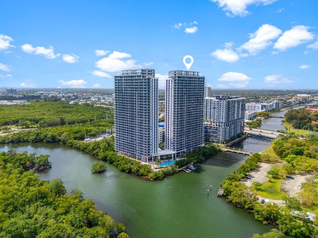Penthouse à Golden Beach, Floride, États-Unis 1 - 18454358
