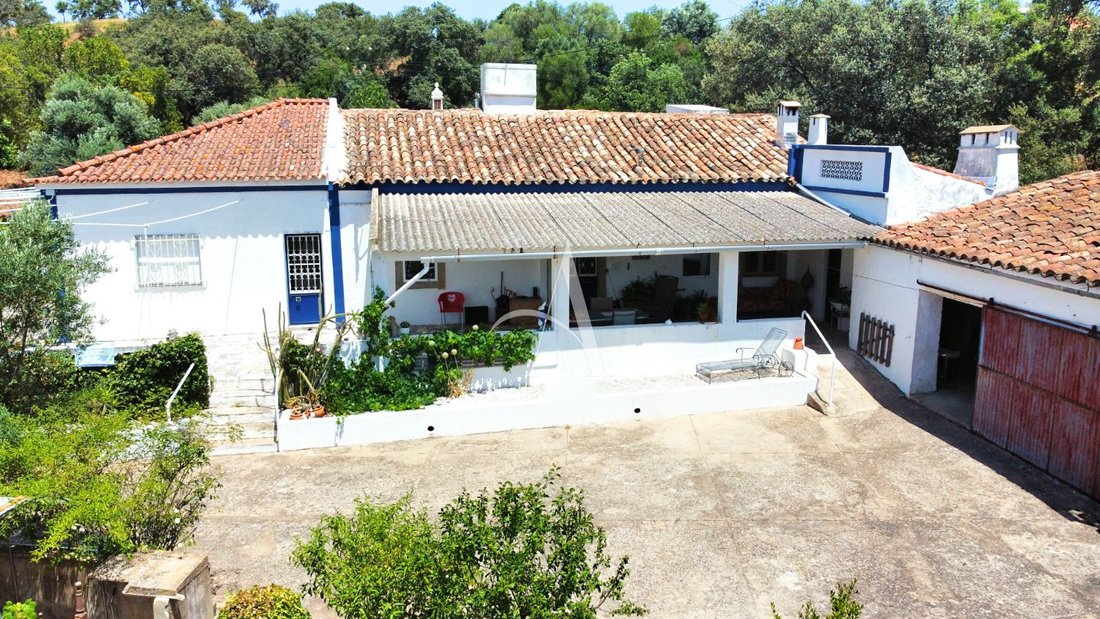 Villa en São Brás de Alportel, Algarve, Portugal 1 - 18454275