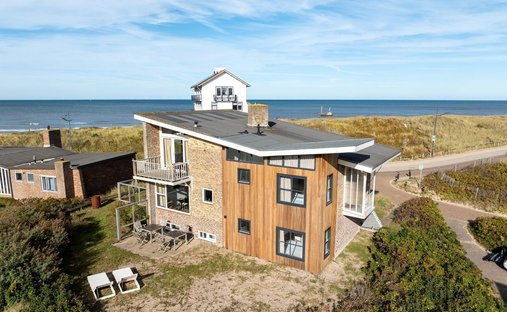 Villa in Bergen aan Zee, North Holland, Netherlands 1