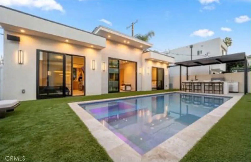 House in Los Angeles, California, United States 3 - 18453785