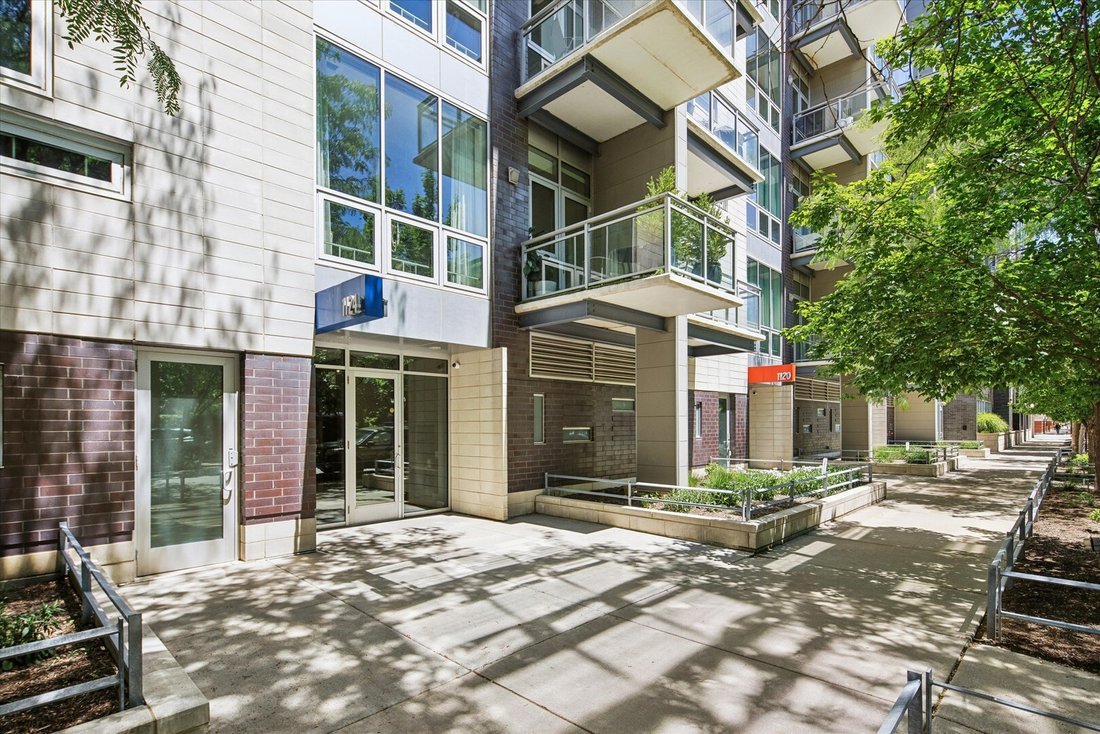 Condo in Chicago, Illinois, United States 1 - 18454467