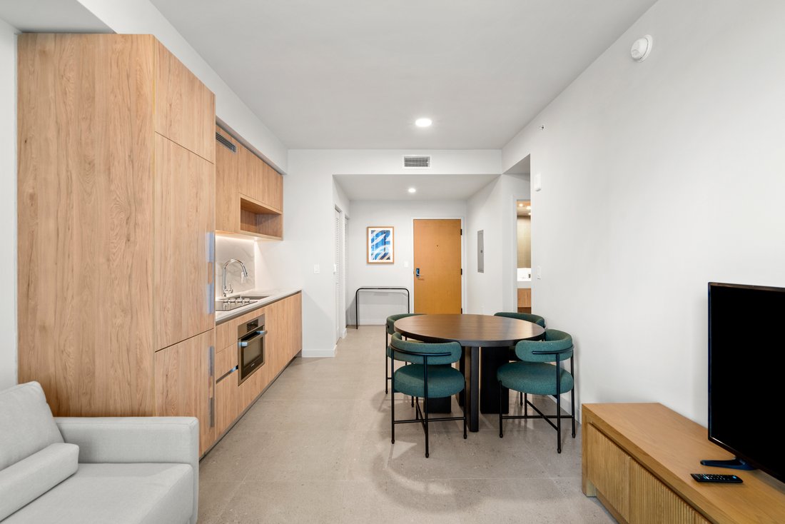 Condo in Miami, Florida, United States 5 - 18454002