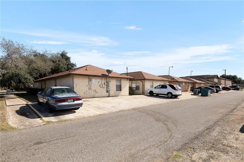 McAllen, Texas, United States 4 - 18453502