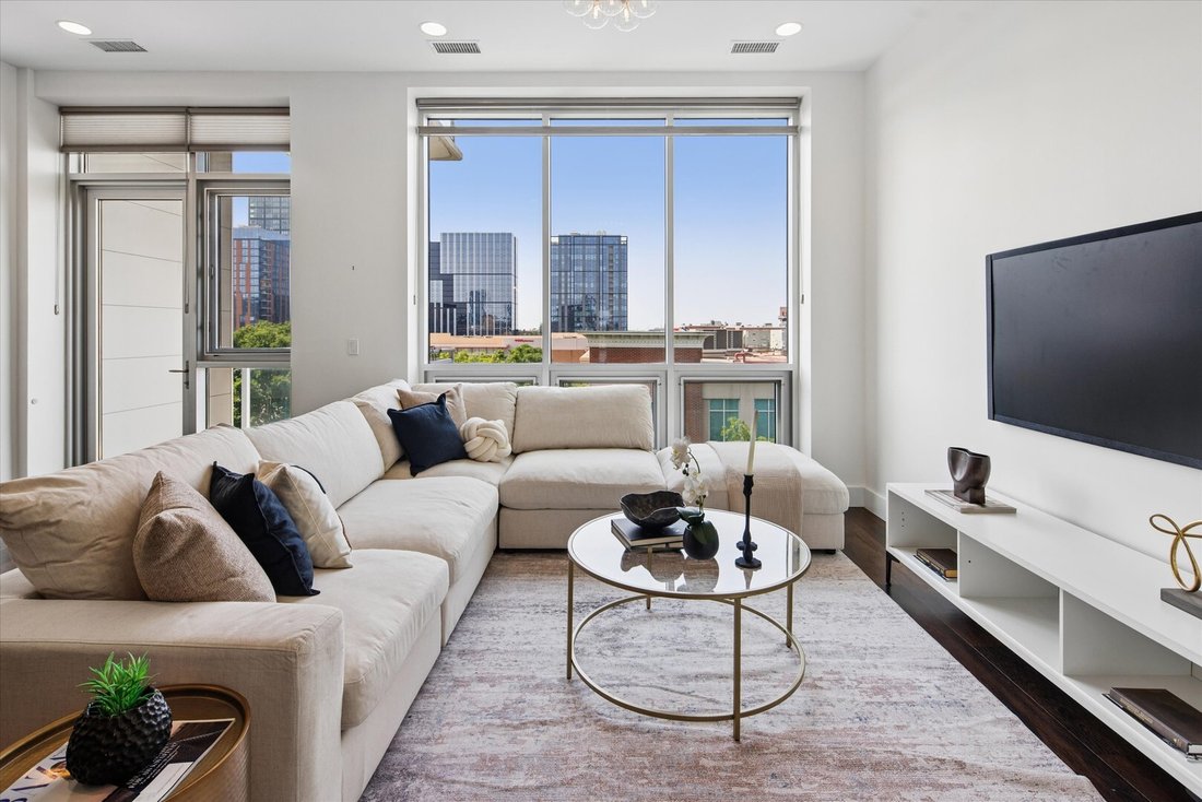 Condo in Chicago, Illinois, United States 4 - 18454467