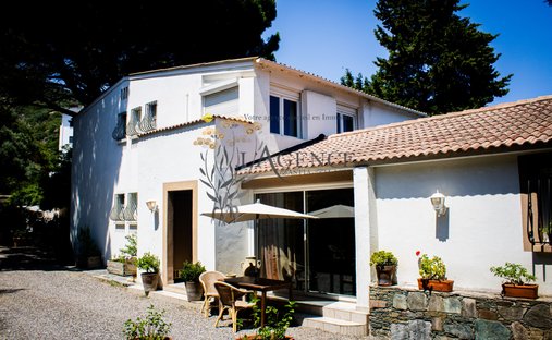 House in Lupino, Bastia, France 1