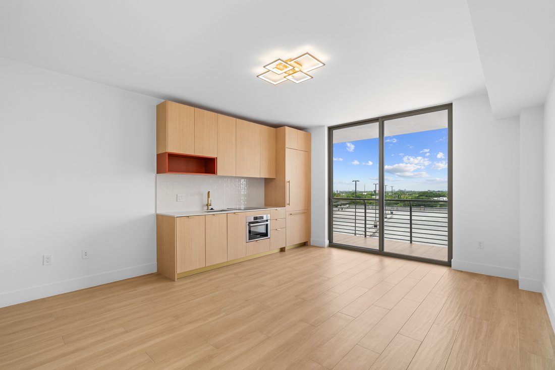 Condo in Miami, Florida, United States 1 - 18454028