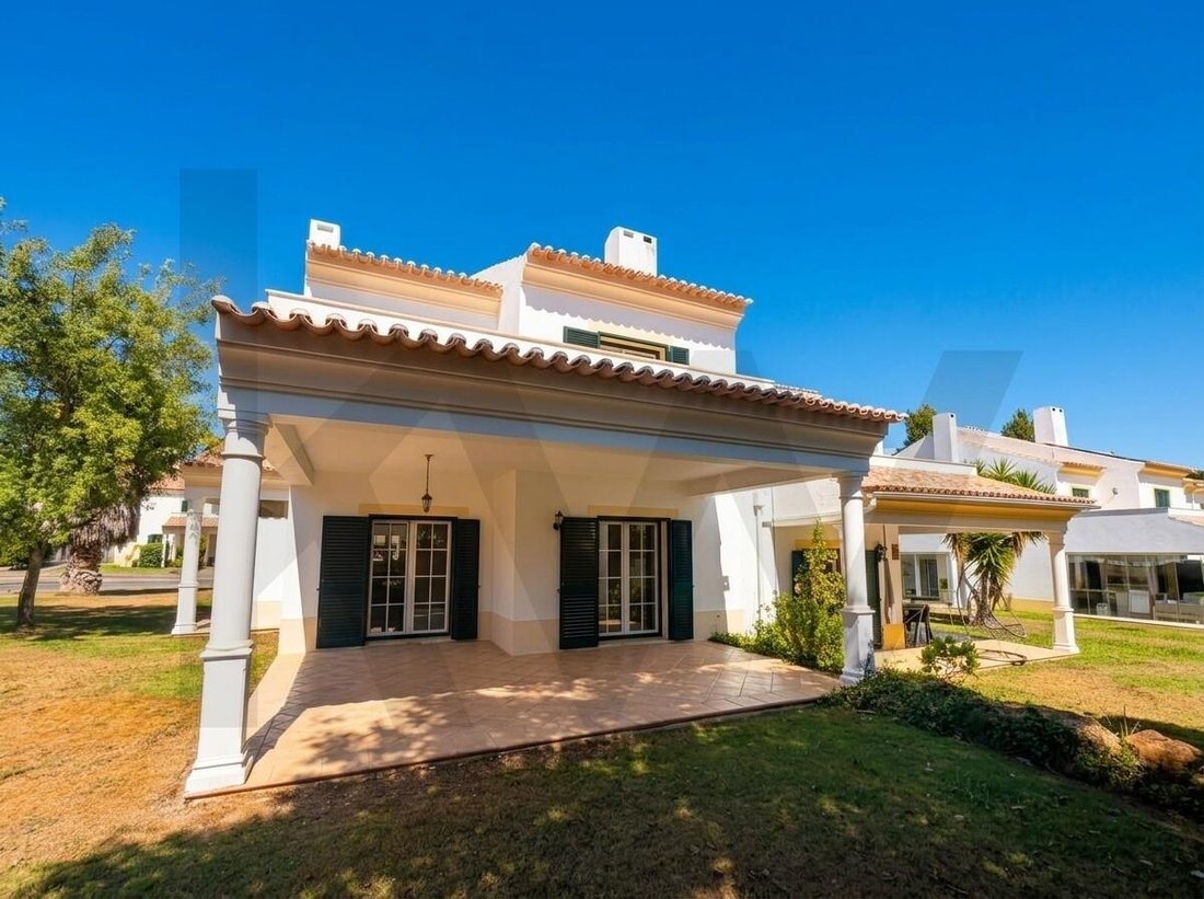 Townhouse in Almargem do Bispo, Lisbon, Portugal 3 - 18453489