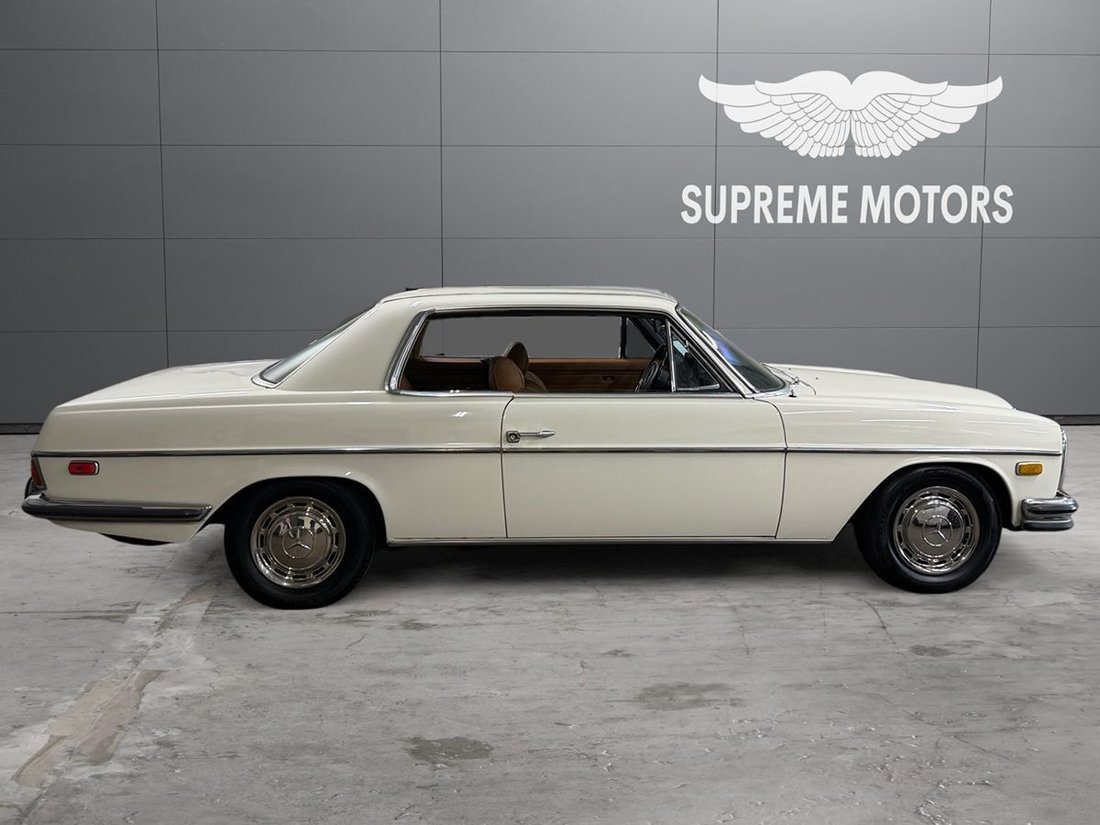 Sedan in Costa Mesa, CA, United States 2 - 18316521