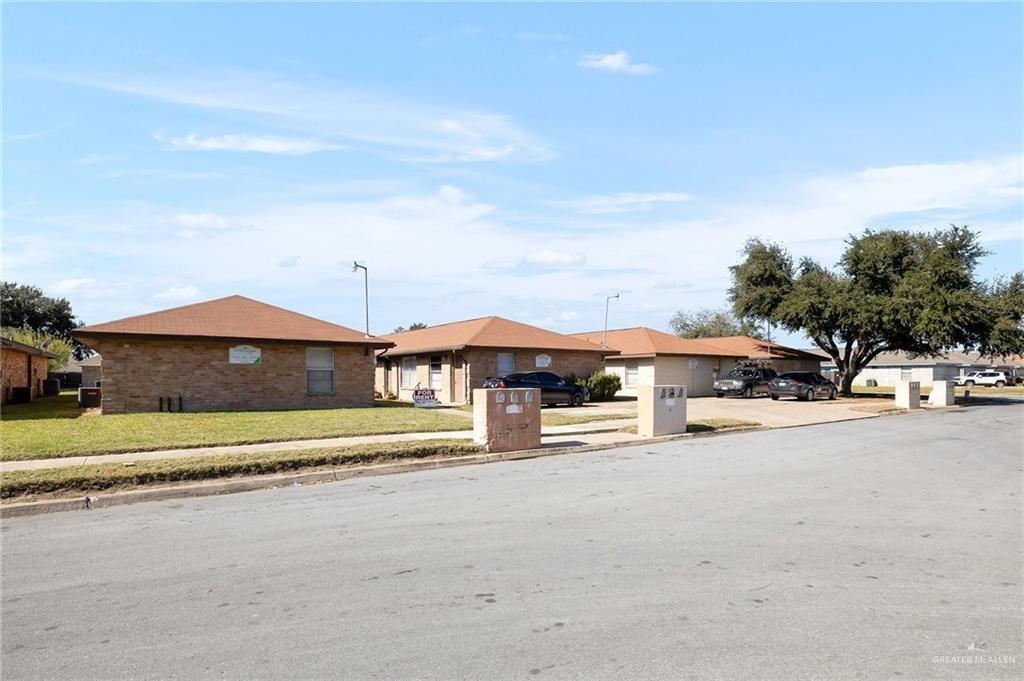 McAllen, Texas, United States 3 - 18453502