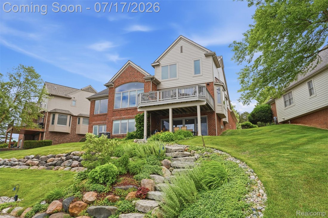 House in South Lyon, Michigan, United States 3 - 18453904