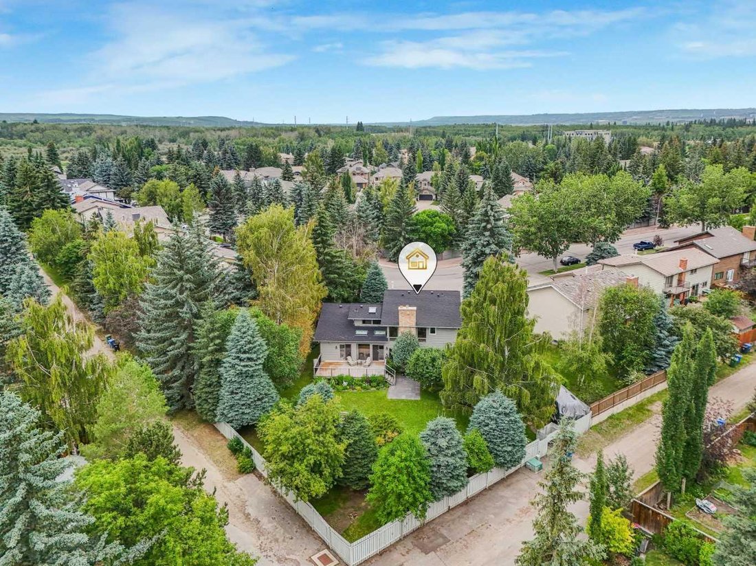 House in Calgary, Alberta, Canada 4 - 18453900
