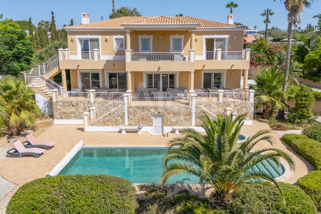 Villa in Praia da Luz, Algarve, Portugal 2 - 18454135