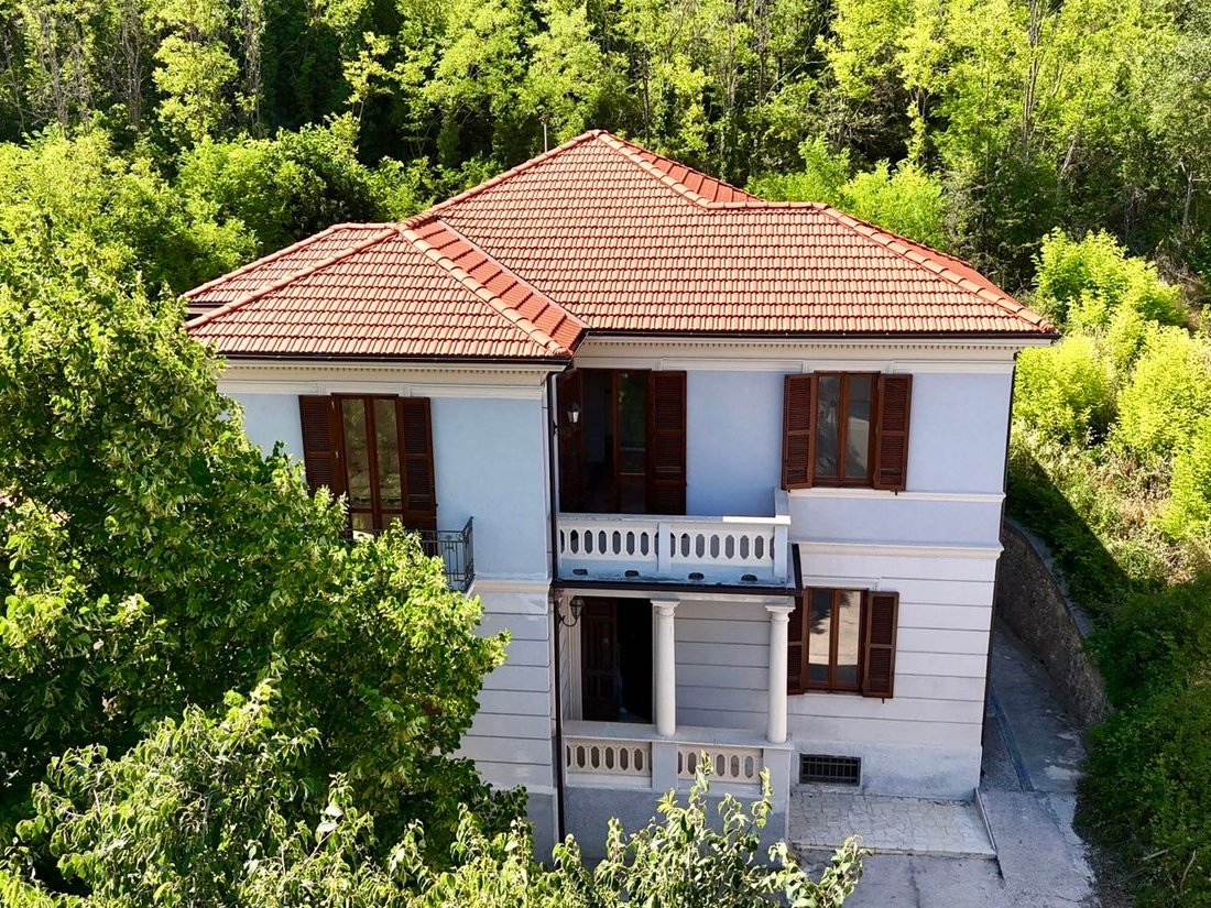 Villa in Pescina, Abruzzo, Italy 2 - 18454059