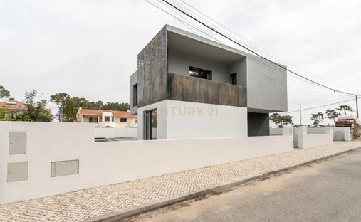 Villa in Aroeira, Charneca de Caparica e Sobreda, Portugal 1