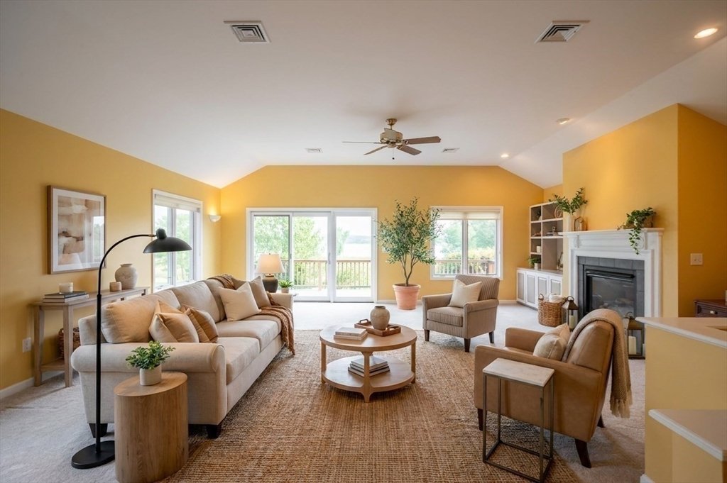 House in Newmarket, New Hampshire, United States 4 - 18453868