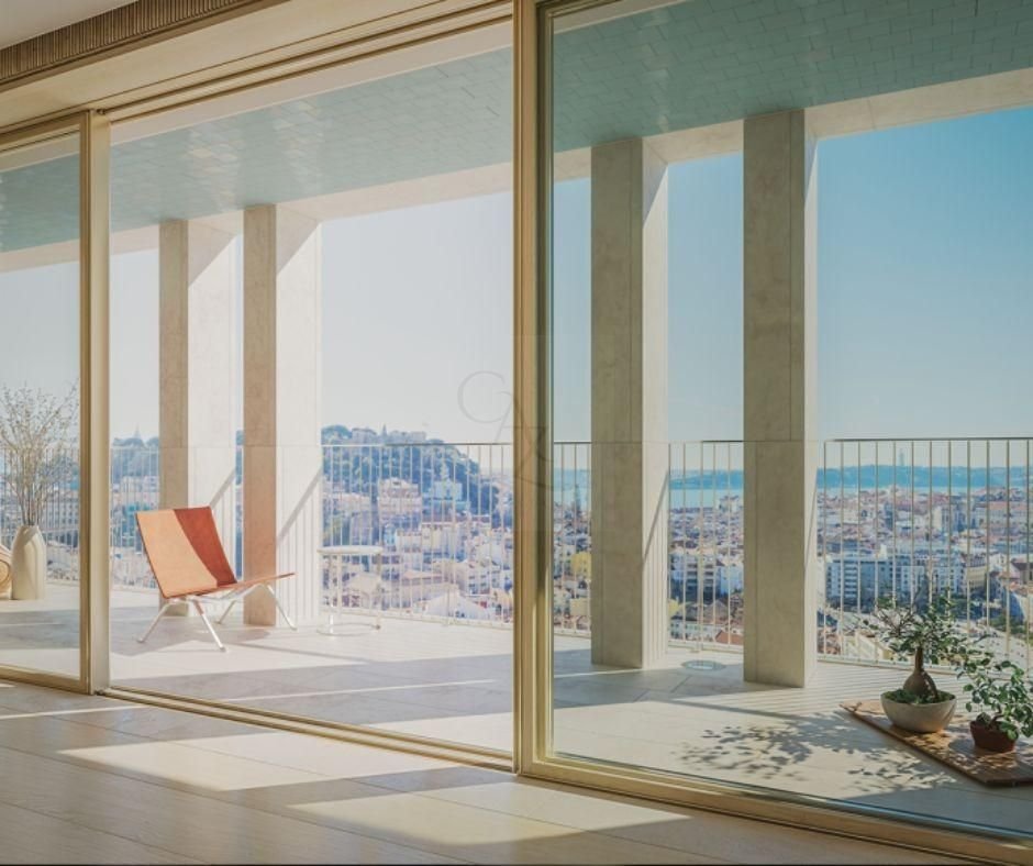 Sao Vicente, Lisbon, Portugal 4 - 18454330
