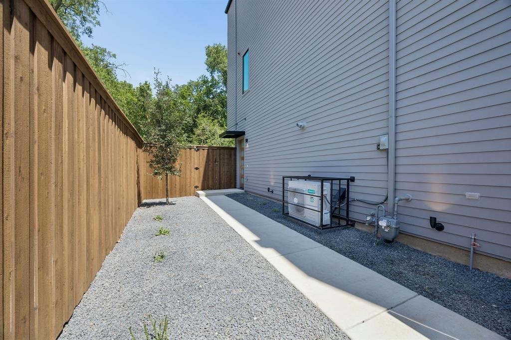 House in Dallas, Texas, United States 2 - 18331446