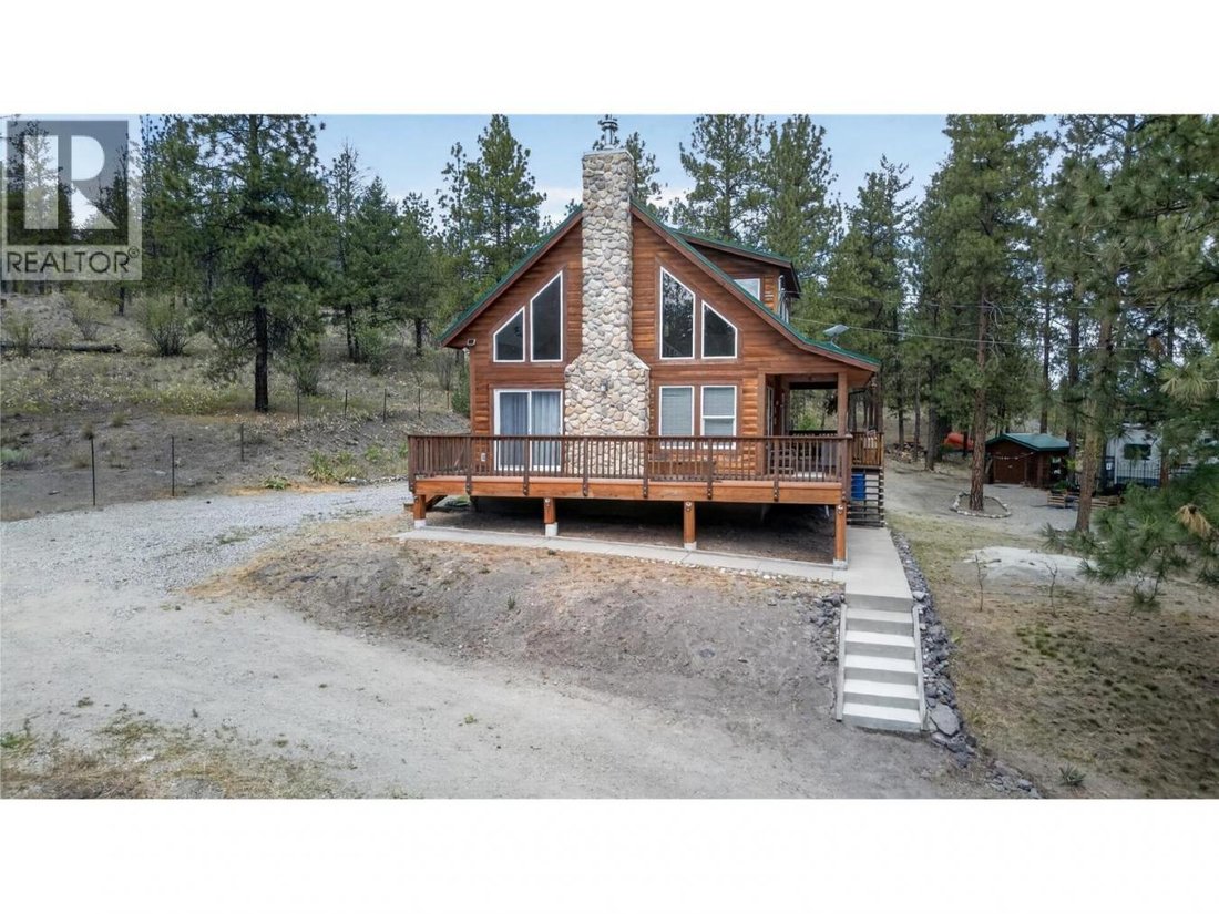 House in Kaleden, British Columbia, Canada 2 - 18454063