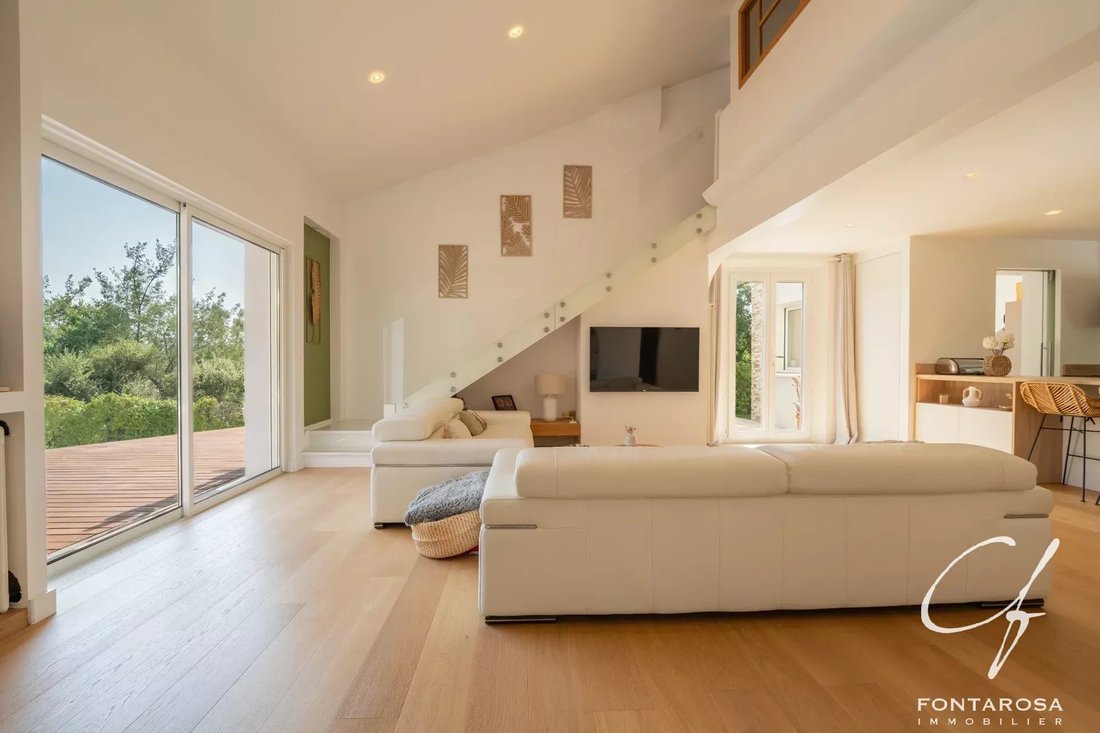 Villa in Counillier Valescure, Frejus, France 5 - 18454413
