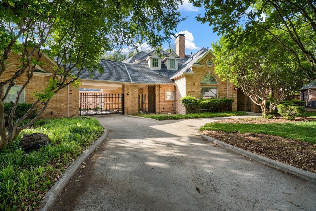 House in Plano, Texas, United States 2 - 17639729