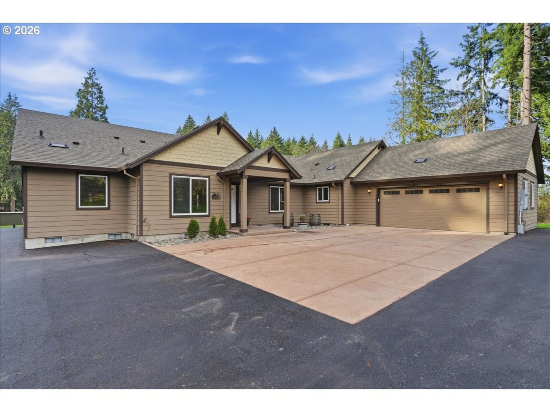 House in Boring, Oregon, United States 1 - 16734233