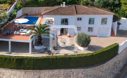 Villa in Benissa, Valencian Community, Spain 1
