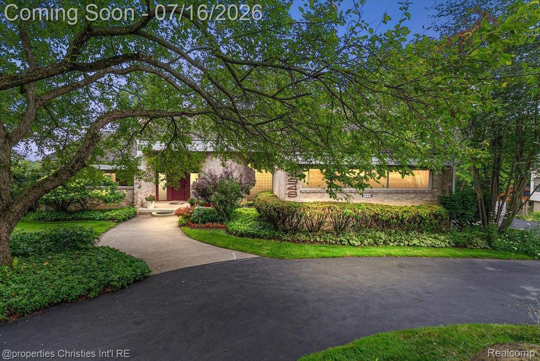 House in Orchard Lake Village, Michigan, United States 1 - 18454477