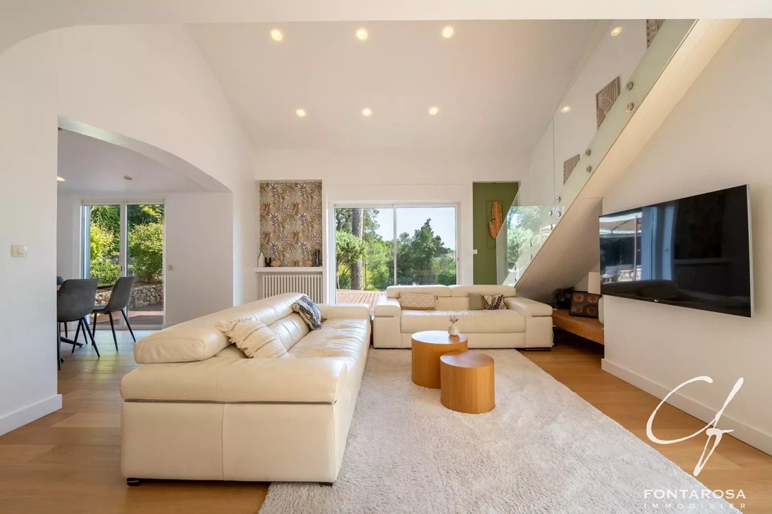 Villa in Counillier Valescure, Frejus, France 3 - 18454413