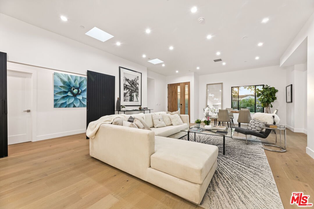 House in Los Angeles, California, United States 4 - 18454572