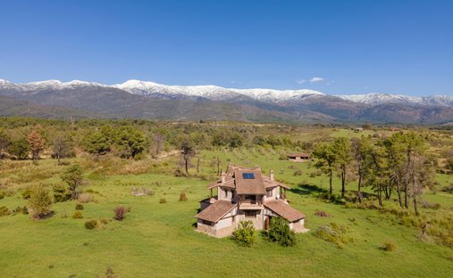 Villa a Villanueva de la Vera, Estremadura, Spagna 1
