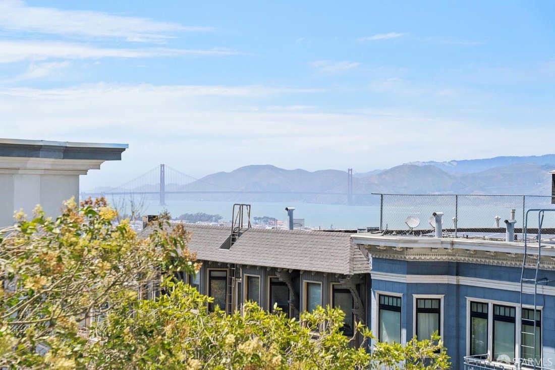 Co Op in San Francisco, California, United States 2 - 18453461