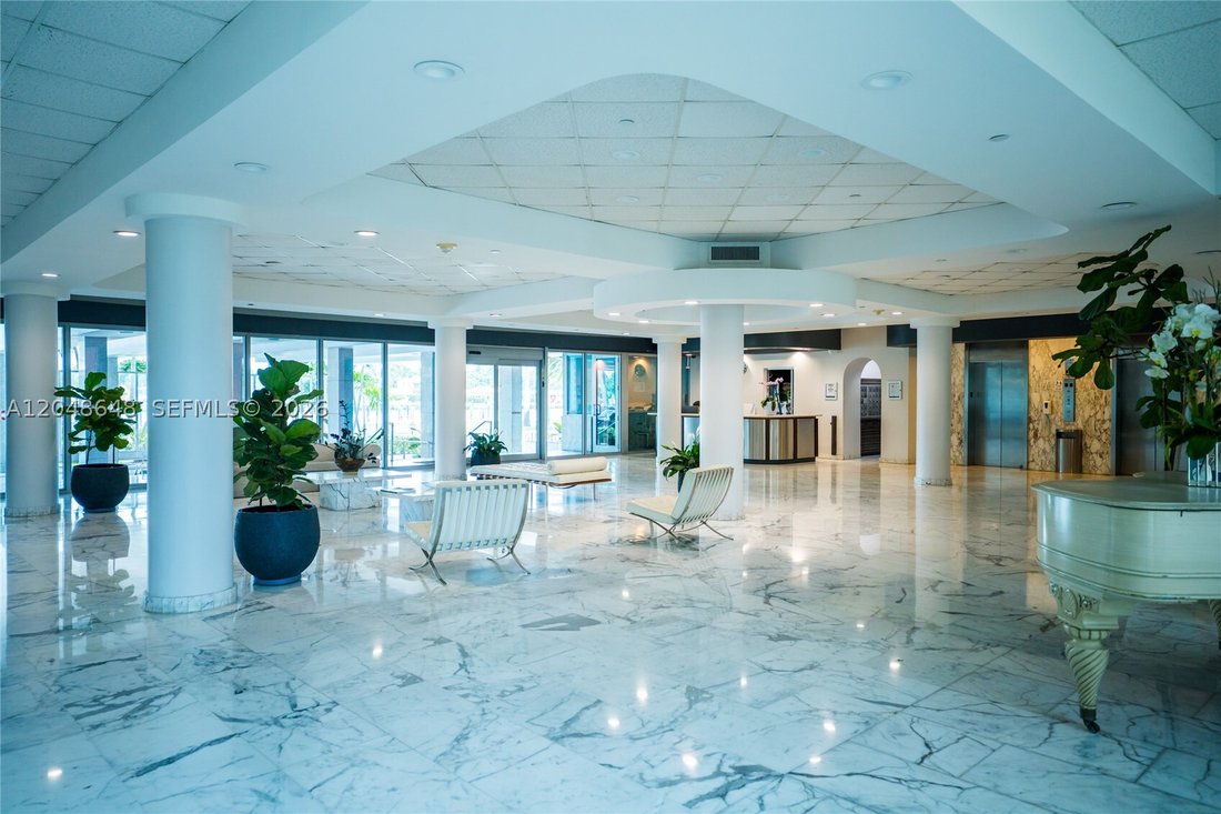Condo in Miami Beach, Florida, United States 2 - 18453521