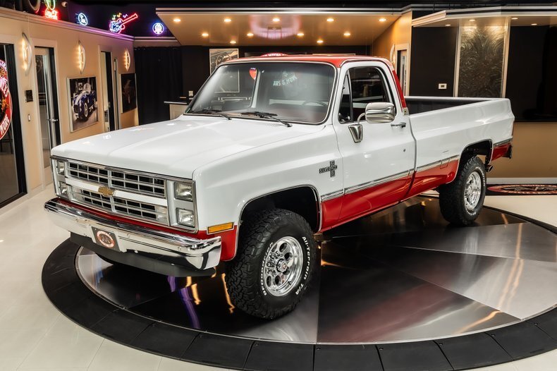 Pickup in Plymouth, United States 5 - 18453587