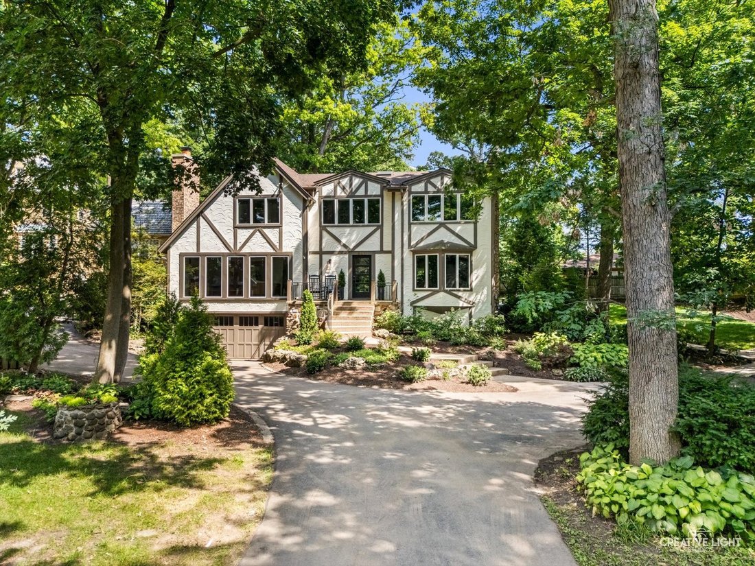 House in Glen Ellyn, Illinois, United States 1 - 18453553