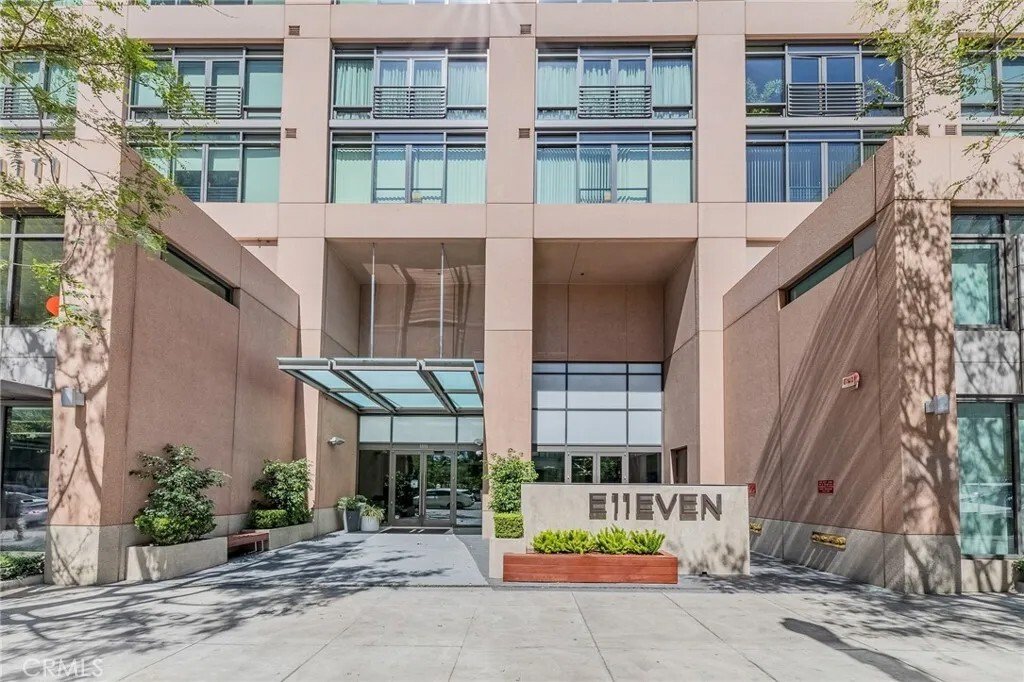 Condo in Los Angeles, California, United States 1 - 18453772